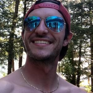 Meet your Posher, Devin